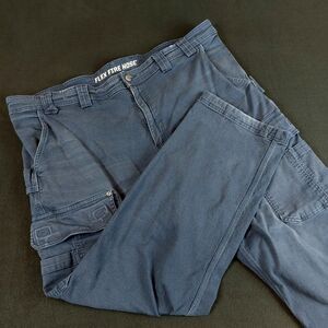 Duluth Trading Flex Fire Hose Relaxed Fit Cargo Pants Men's 44x32 (45x30) Blue
